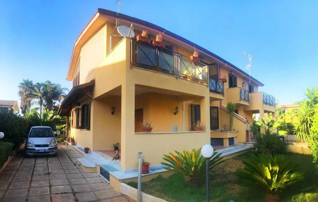Stunning Sicilian Villa-1